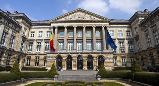 België wil actieve belegger straffen voor handelen