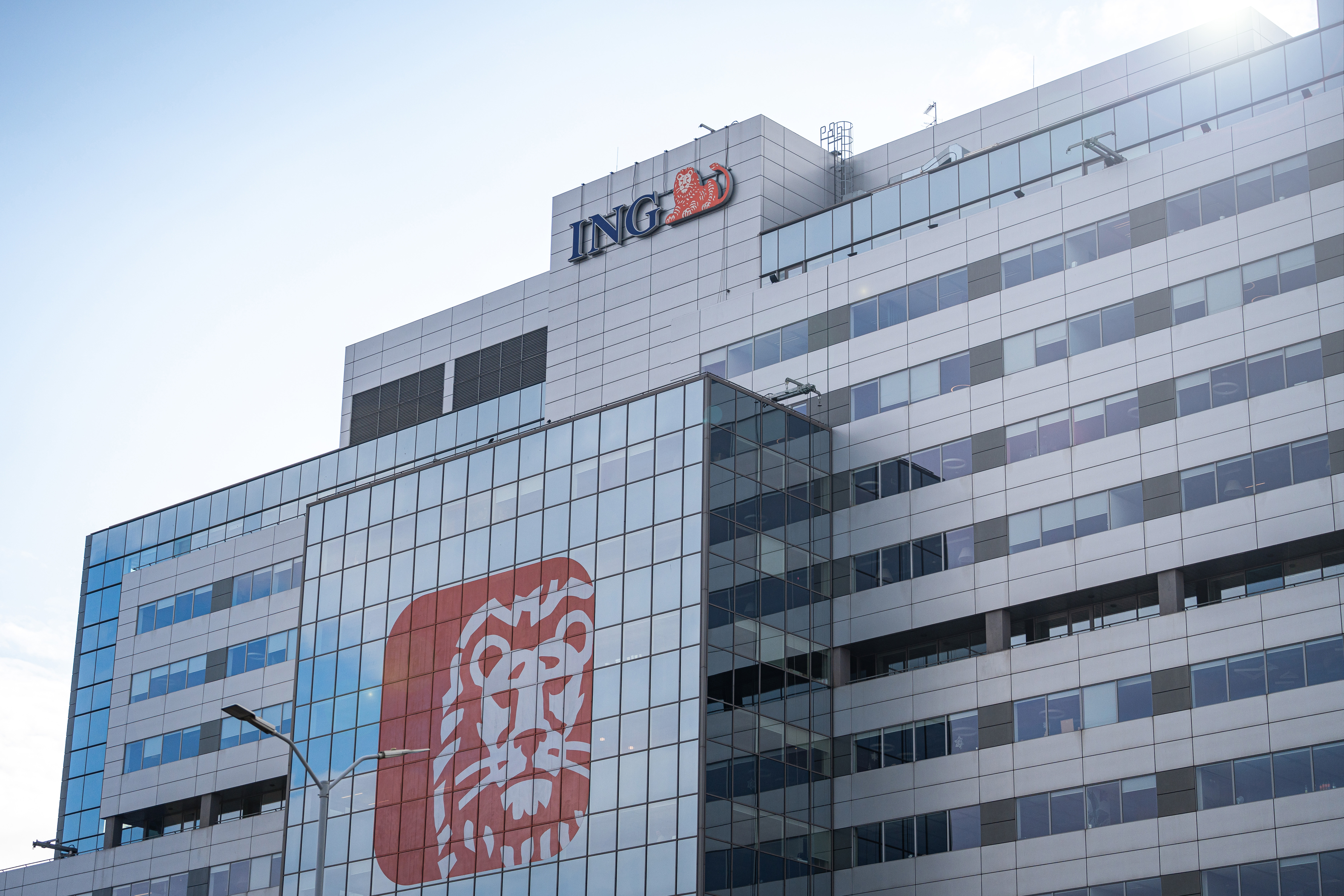 ING verhoogt kapitaaldoel: tijdperk van extra uitkeringen lijkt voorbij