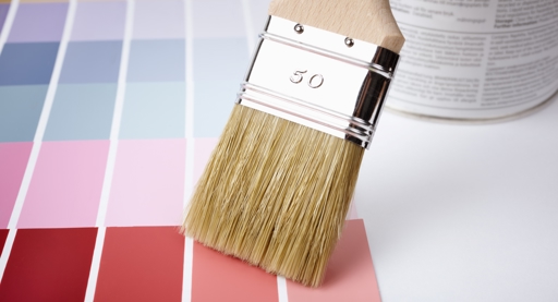 Akzo-commissarissen krijgen tik op de vingers van aandeelhouders