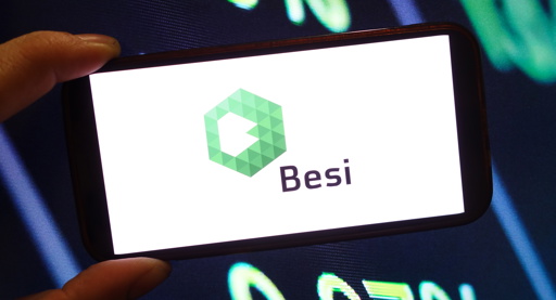 BESI surft op AI-golf en stelt groeidoelen fors bij