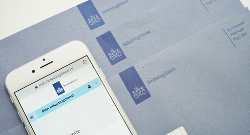 Spanning rond verandering in vermogensbelasting