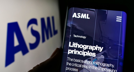 ASML-orders beter dan verwacht, maar twijfels over 2026 drukken koers fors omlaag