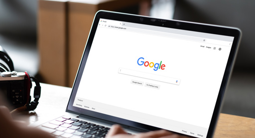 Nog niet omgevallen. Maar wankelt Google’s advertentiemodel?