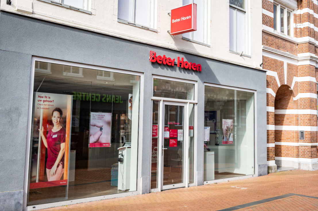 Retailer Amplifon waagt de sprong naar productie