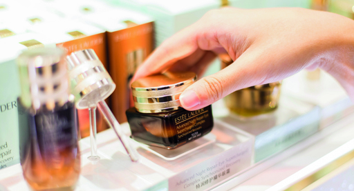 Estée Lauder: aantrekkelijk na de koersval