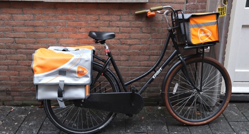 PostNL vecht terug, maar de bodem blijft in zicht